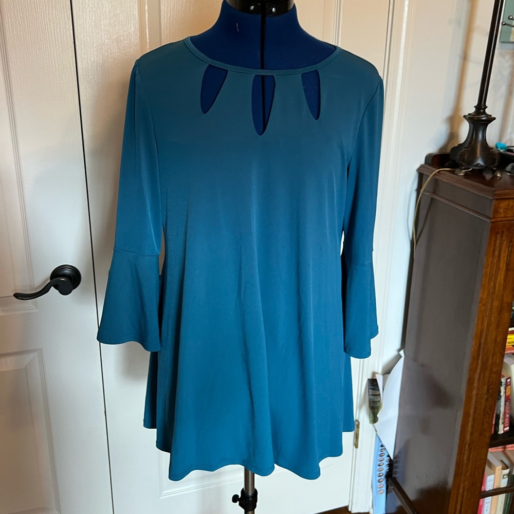 IC BY CONNIE✨Teal Silky Long-Sleeve Tunic w/ Bracelet Sleeve Size Small (S)